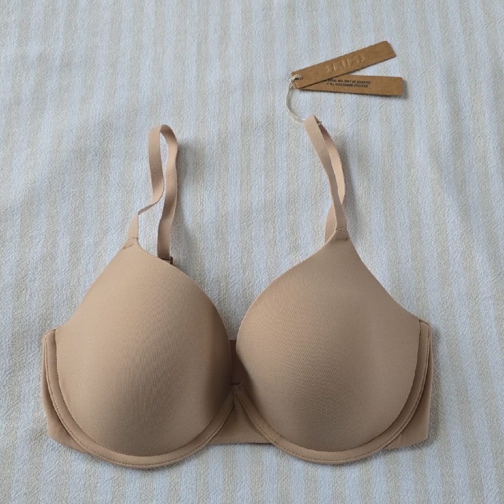 SKIMS Fits Everybody T-shirt Demi Bra Size:32D Clay